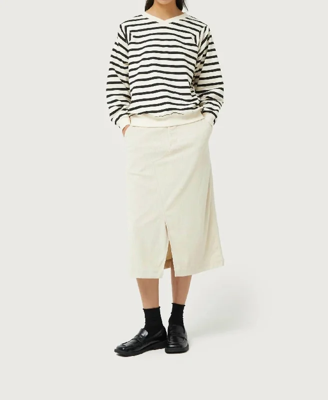 Valery Stripes Sweatshirt In Black & White Stripes